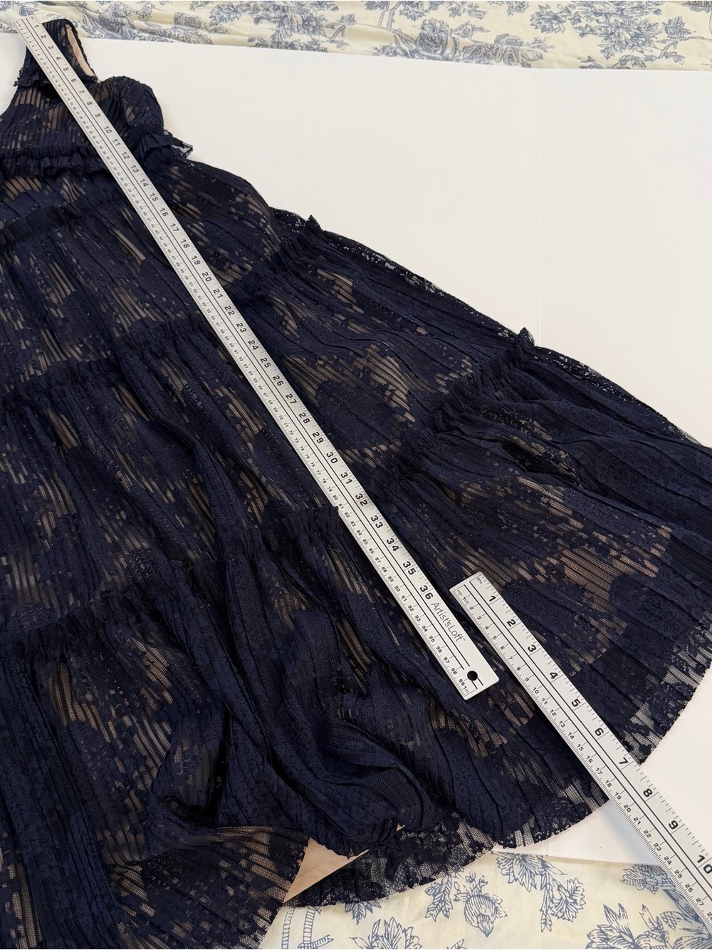 Maggy London Dress Womens 2 Petite Navy Blue Beige Lace Midi V Neck - Picture 5 of 10